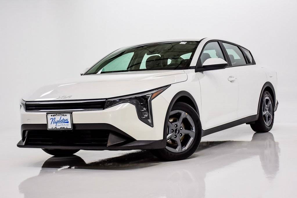 2025 Kia K4 LXS — Sedan — 2,074 mi — Elmhurst, IL