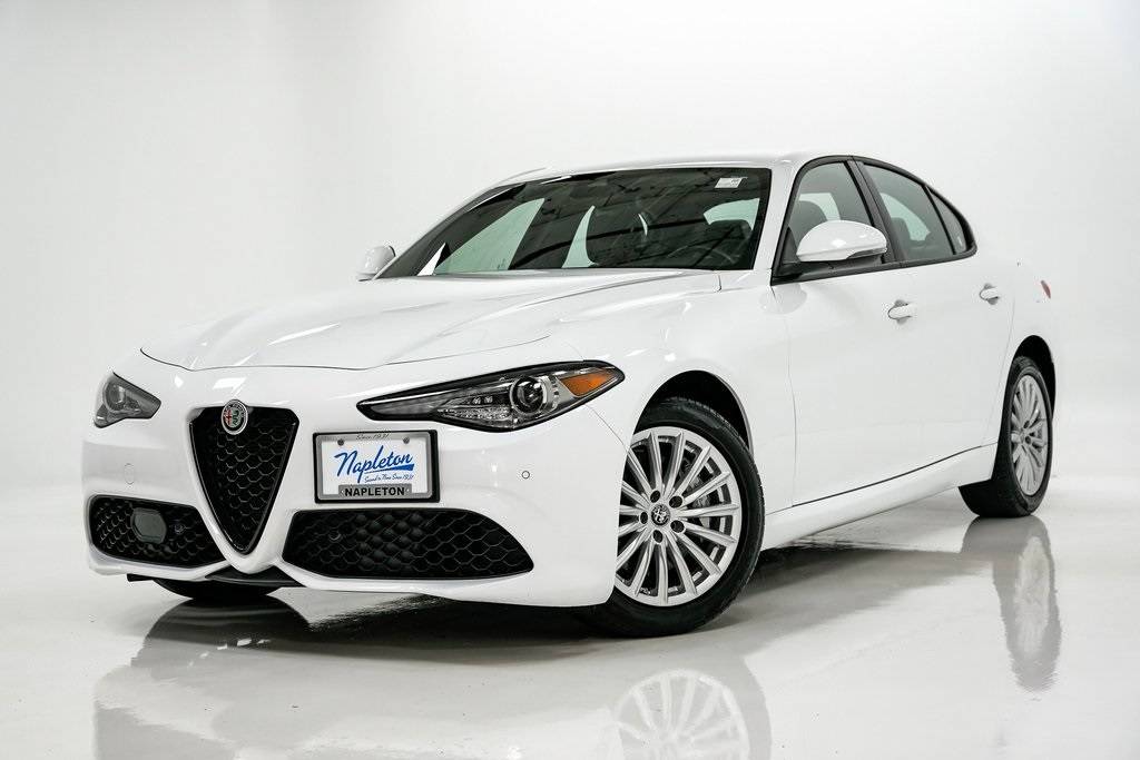 2022 Alfa Romeo Giulia Sprint — Sedan — 25,850 mi — Elmhurst, IL