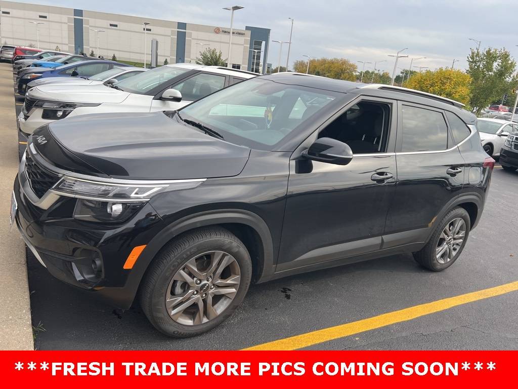 2023 Kia Seltos S — SUV — 19,890 mi — Elmhurst, IL