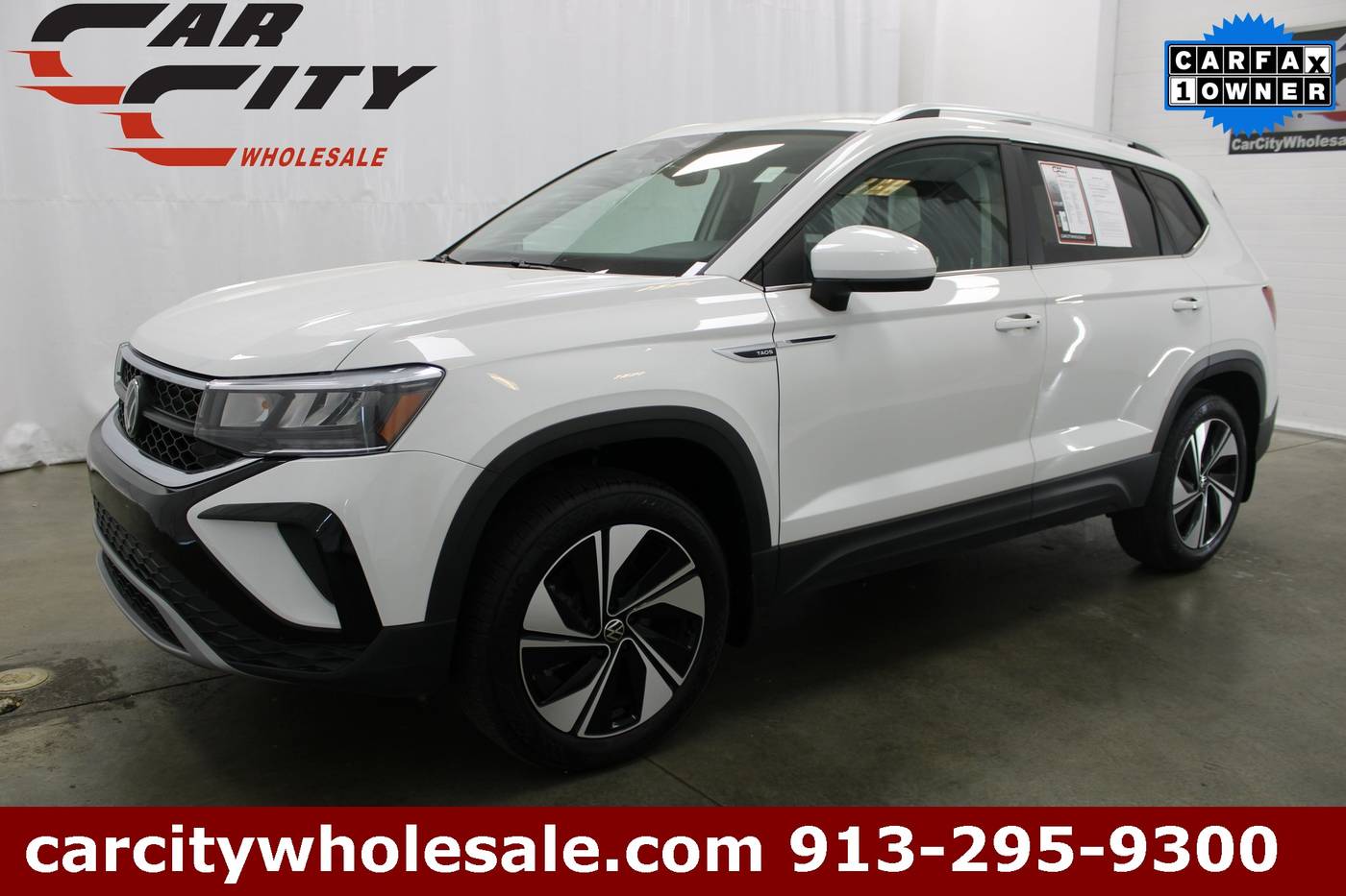 2024 Volkswagen Taos SE — SUV — 23,993 mi — Shawnee, KS