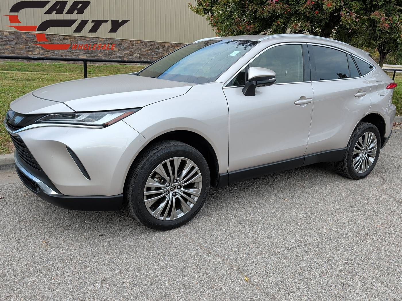 2022 Toyota Venza Limited — SUV — 86,785 mi — Shawnee, KS