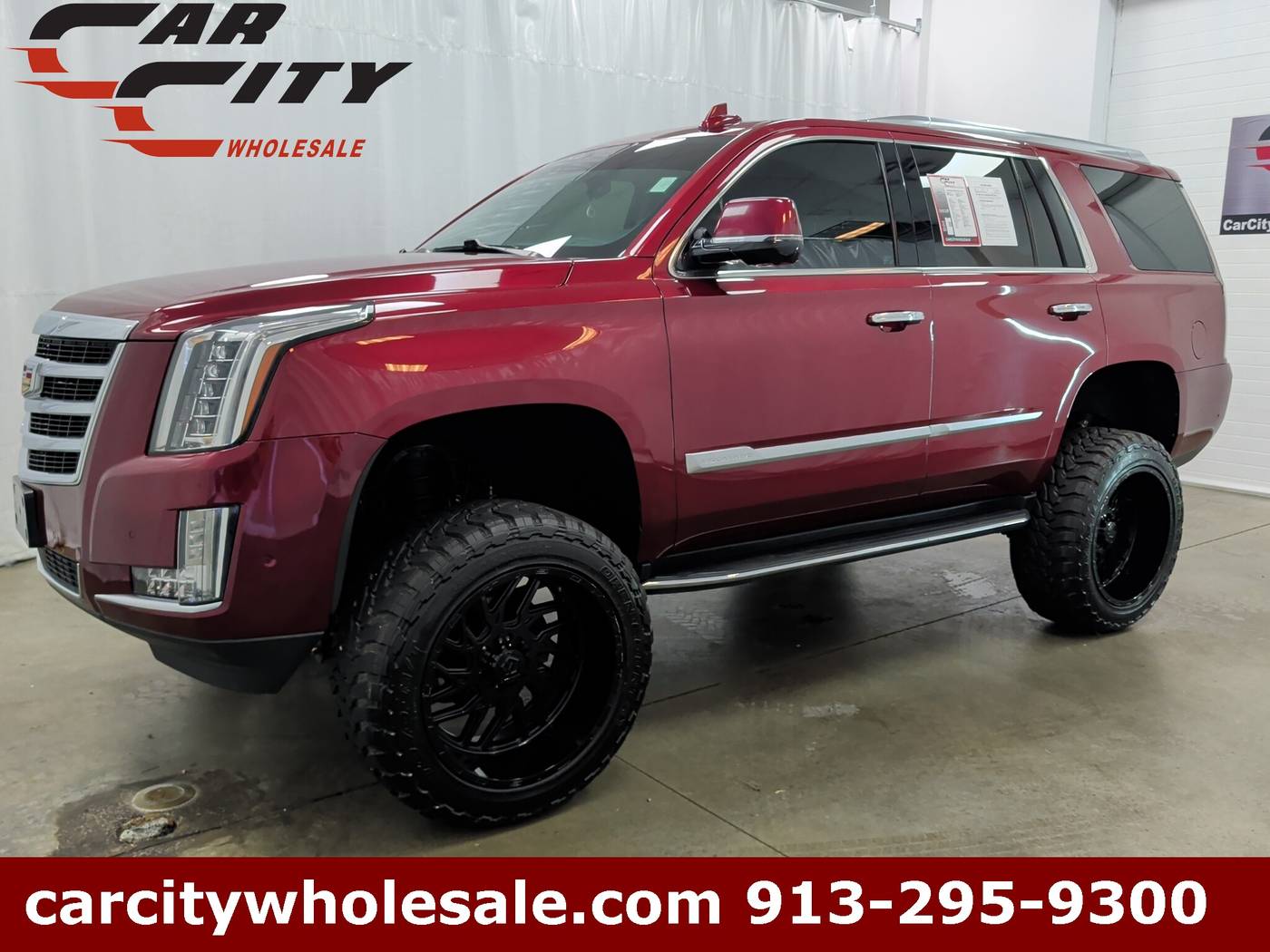 2020 Cadillac Escalade Premium Luxury — SUV — 85,337 mi — Shawnee, KS