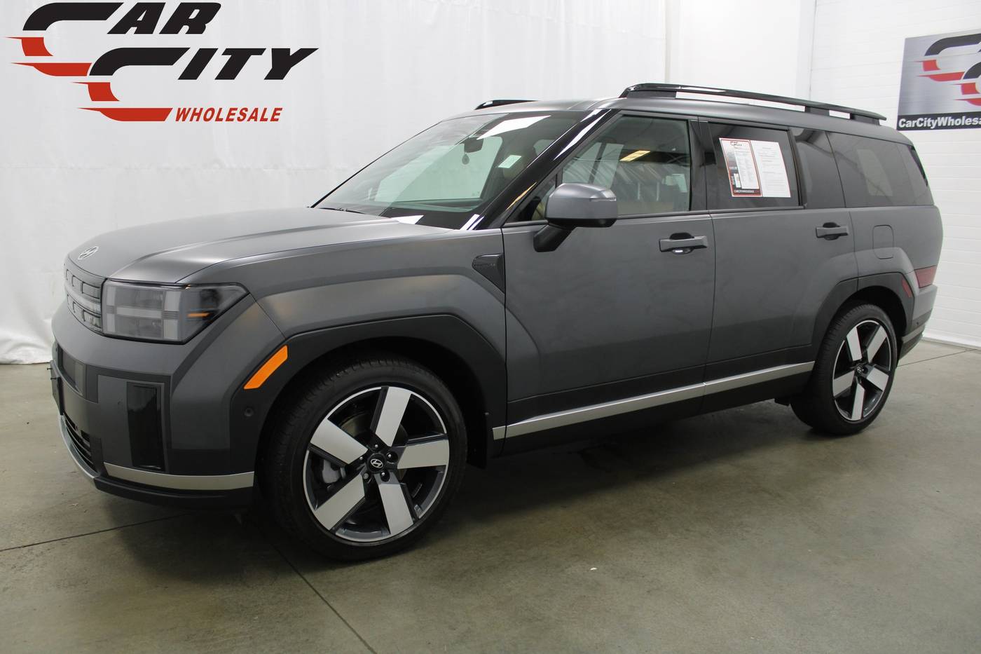 2024 Hyundai Santa Fe Limited — SUV — 13,934 mi — Shawnee, KS