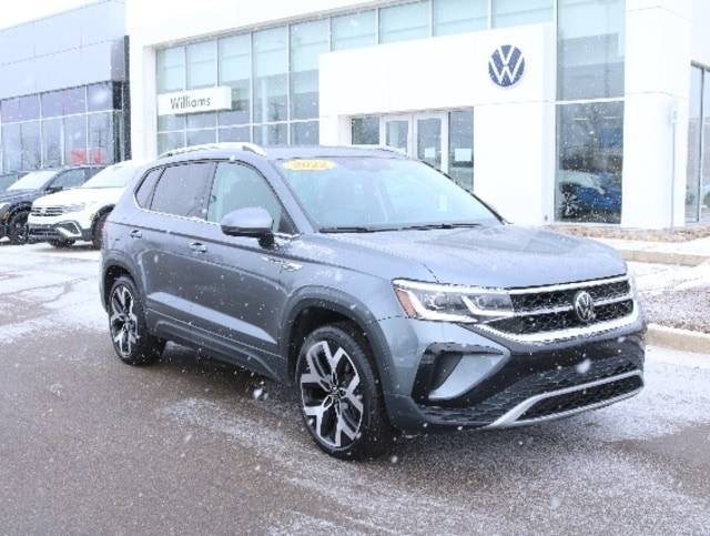 2022 Volkswagen Taos SEL — SUV — 22,815 mi — Lansing, MI