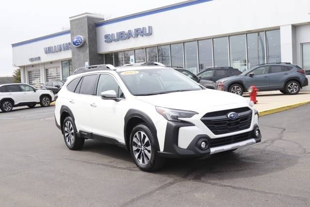 2023 Subaru Outback Touring — SUV — 42,314 mi — Lansing, MI