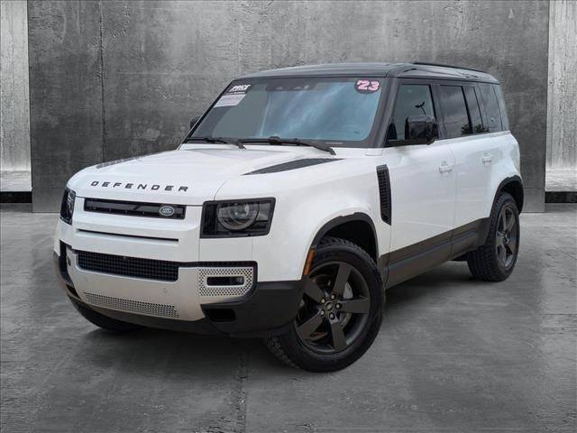 2023 Land Rover Defender SE — SUV — 31,080 mi — Katy, TX
