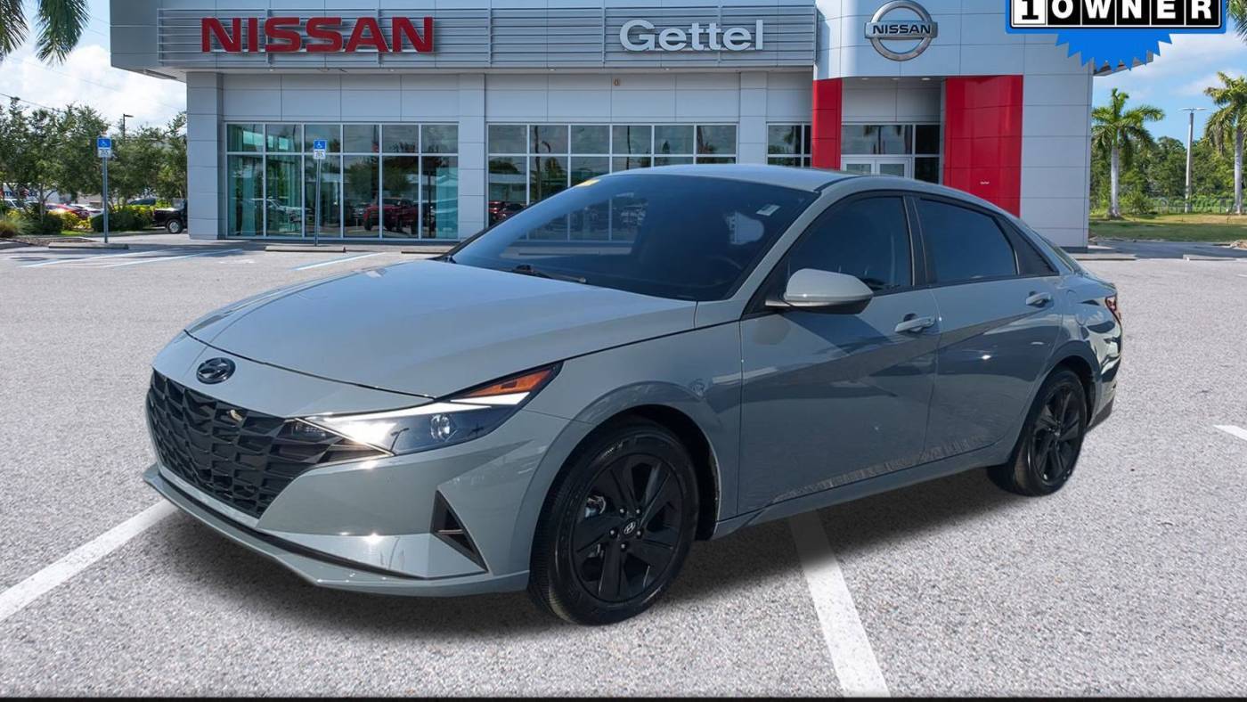 2023 Hyundai Elantra Hybrid Blue — Sedan — 10,441 mi — Sarasota, FL