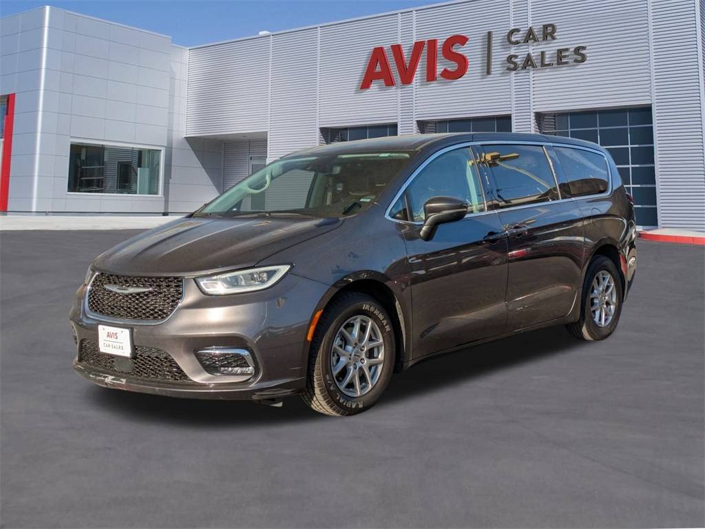 2023 Chrysler Pacifica Touring L — Minivan — 65,159 mi — Live Oak, TX