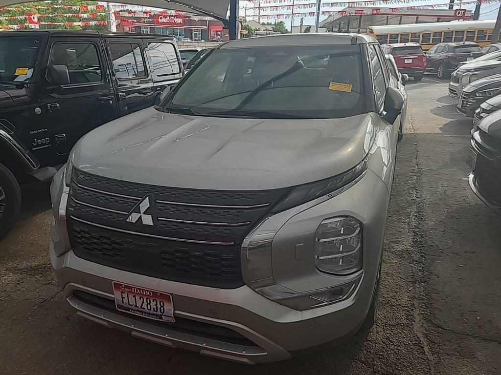 2024 Mitsubishi Outlander SE — SUV — 25,568 mi — Live Oak, TX