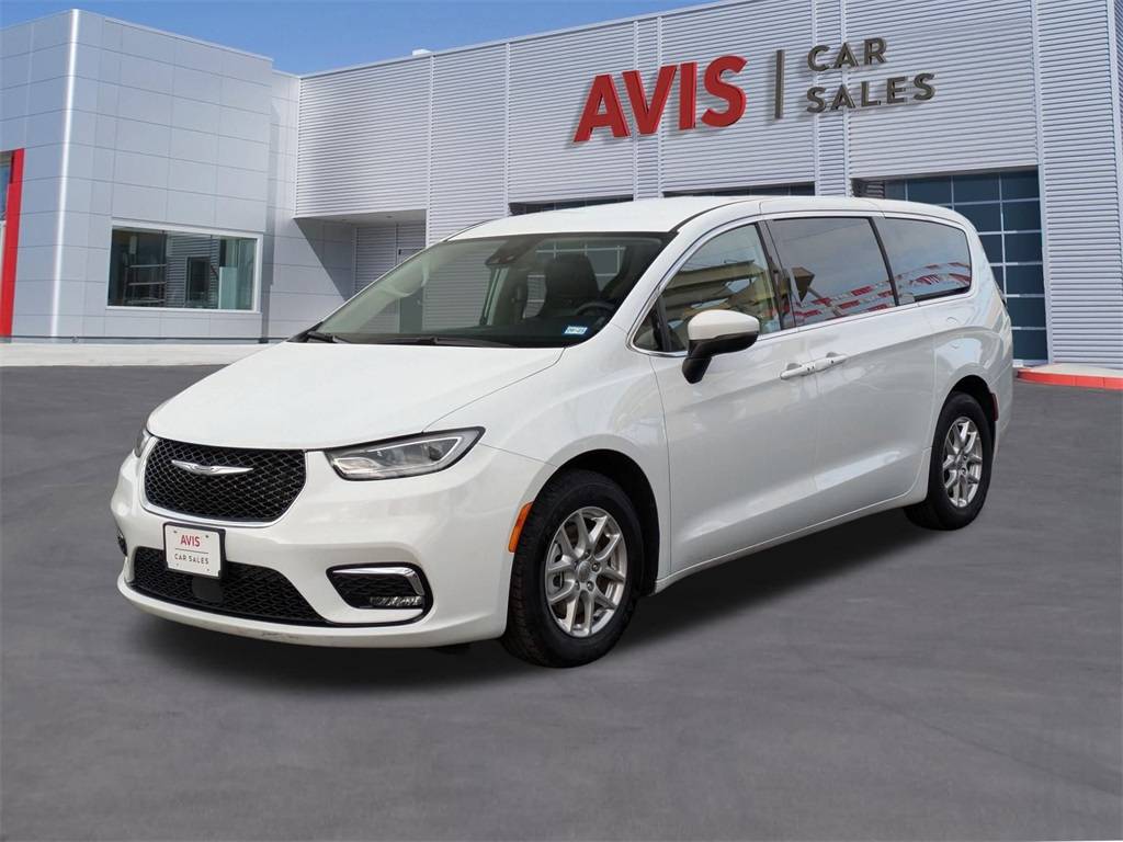 2023 Chrysler Pacifica Touring L — Minivan — 69,520 mi — Live Oak, TX