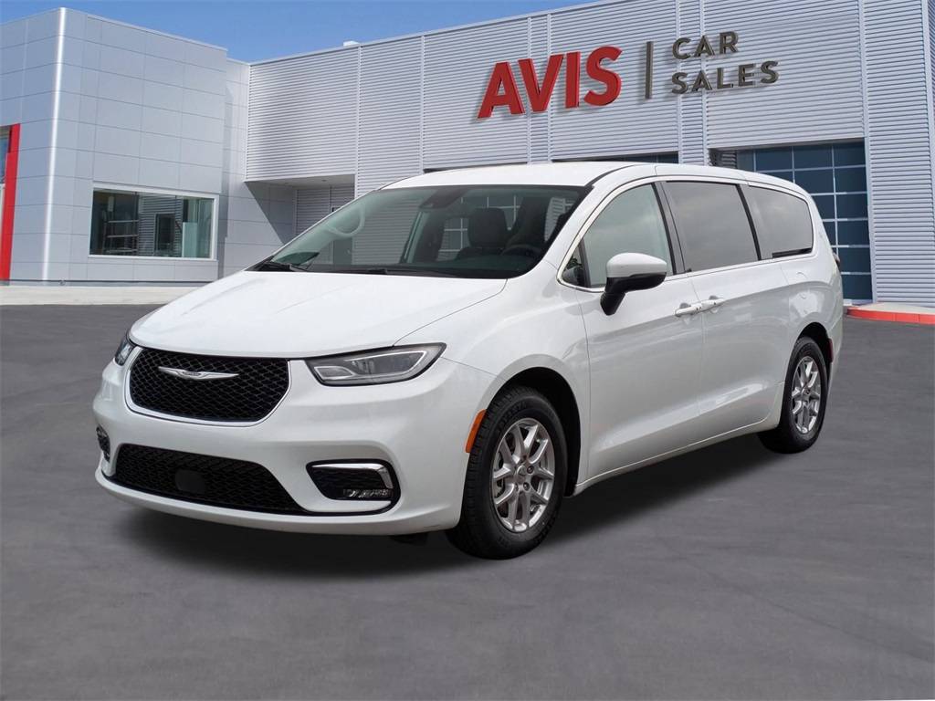 2023 Chrysler Pacifica Touring L — Minivan — 78,418 mi — Live Oak, TX