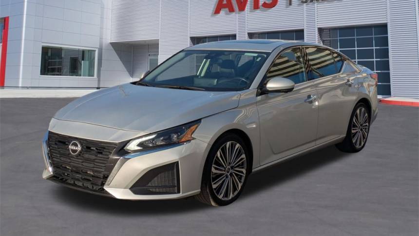 2023 Nissan Altima SL — Sedan — 62,246 mi — Live Oak, TX