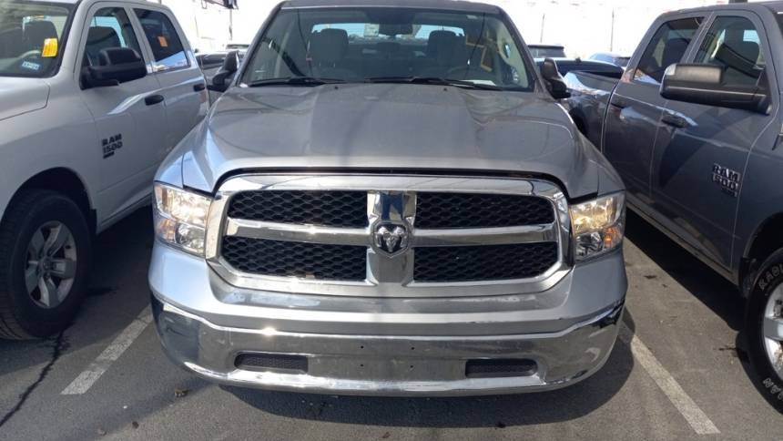 2022 Ram 1500 Classic SLT — Pickup Truck — 33,378 mi — Live Oak, TX