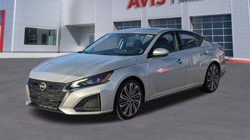 2023 Nissan Altima SL — Sedan — 45,412 mi — Live Oak, TX