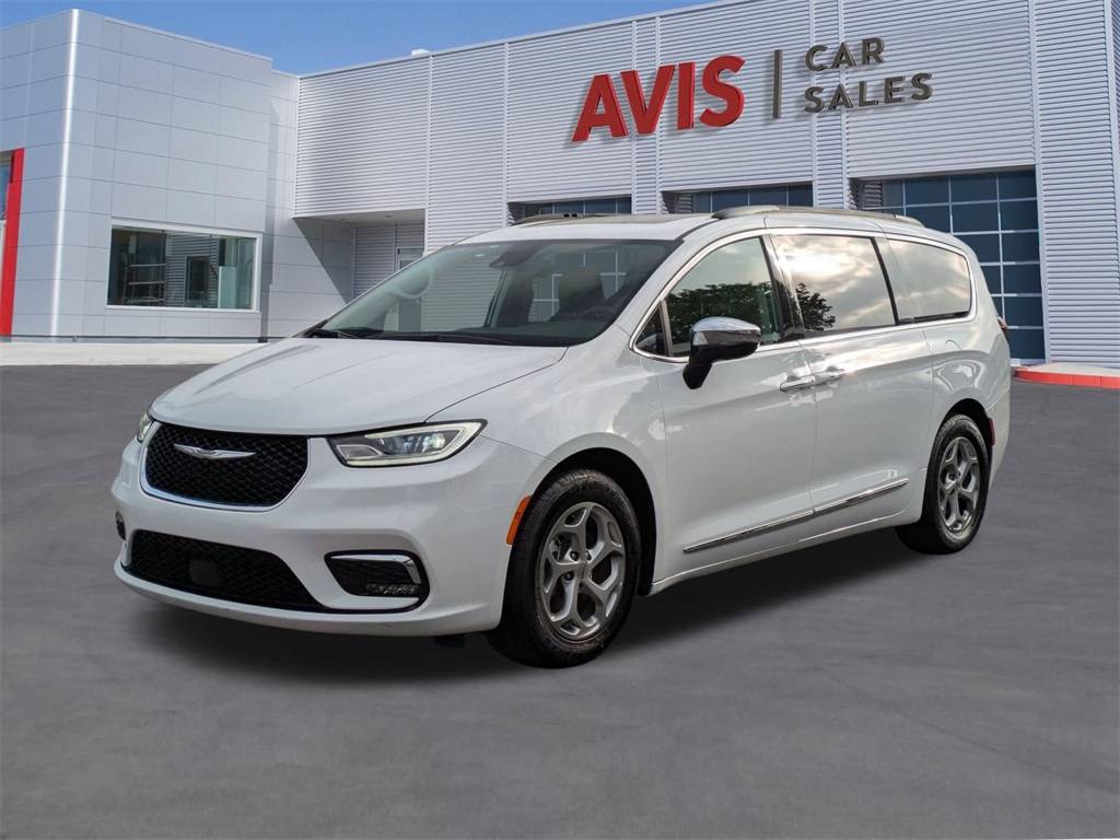 2023 Chrysler Pacifica Limited — Minivan — 54,260 mi — Live Oak, TX