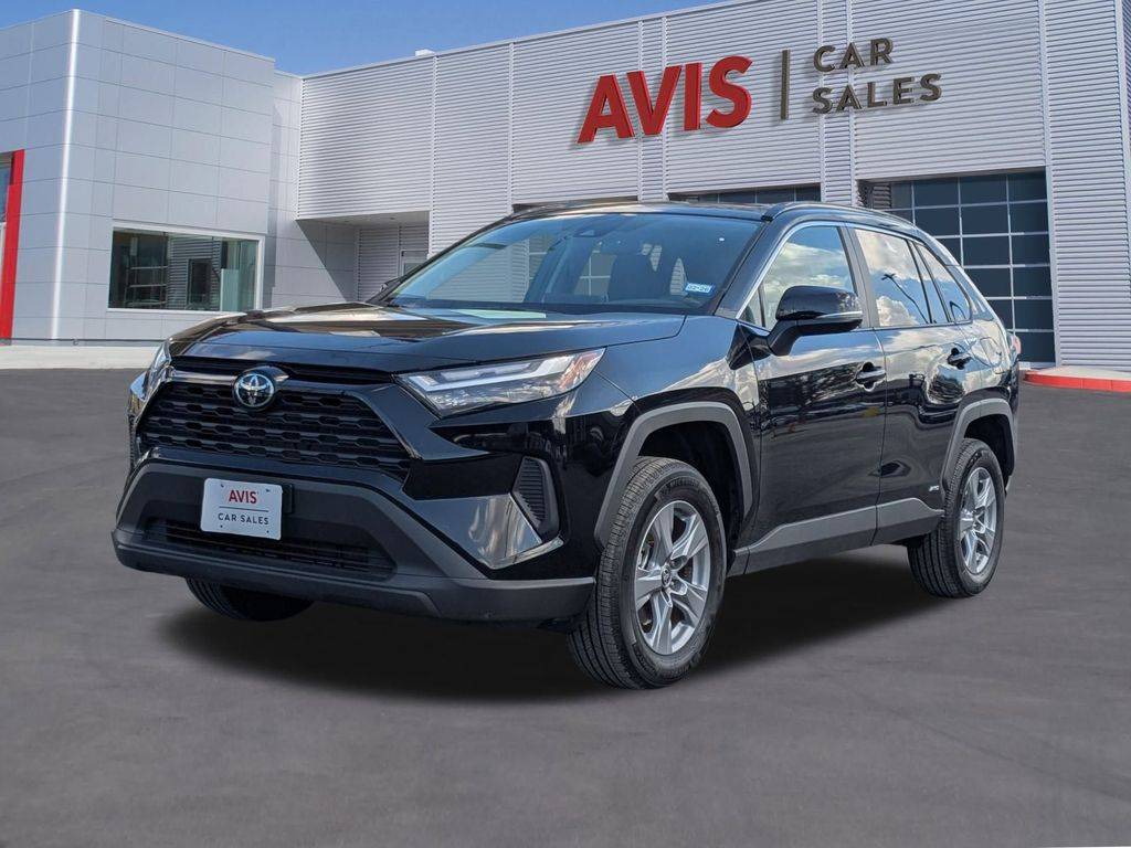 2025 Toyota RAV4 Hybrid XLE — SUV — 16,423 mi — Live Oak, TX