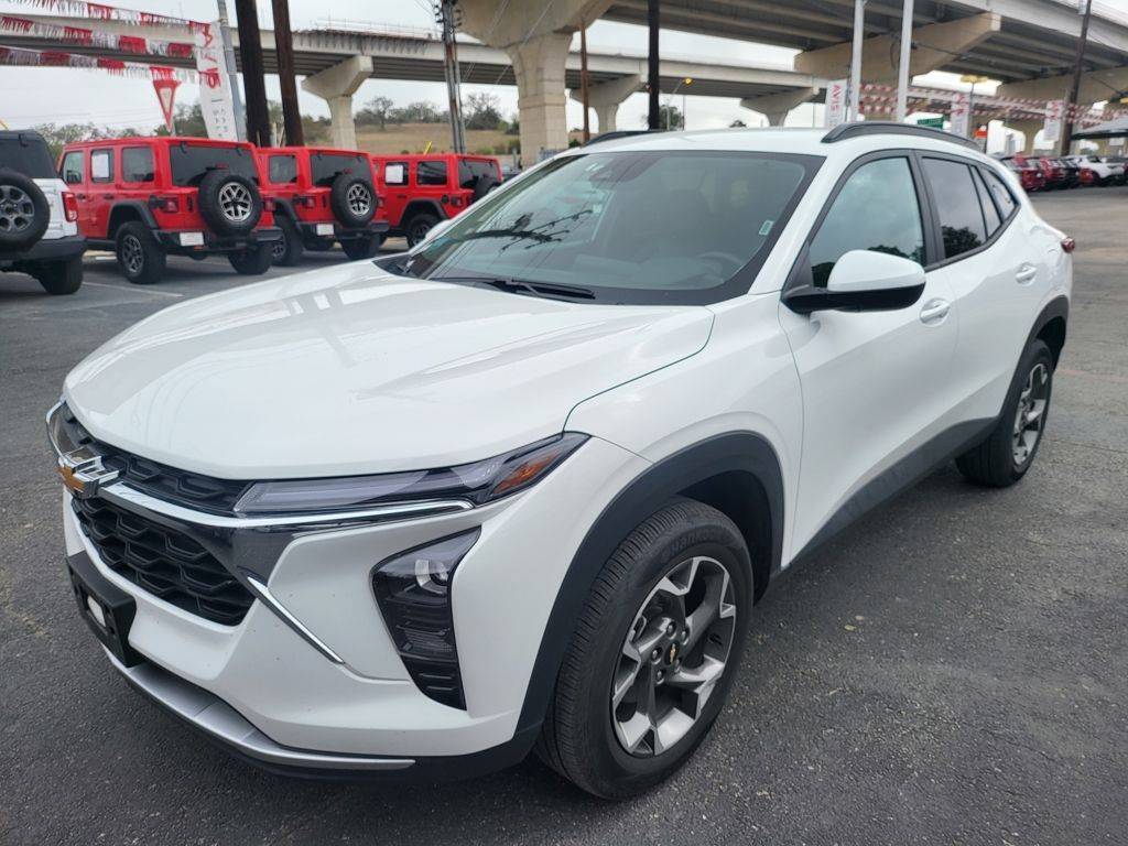 2025 Chevrolet Trax LT — SUV — 29,415 mi — Live Oak, TX