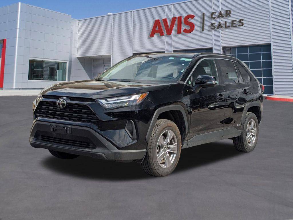 2025 Toyota RAV4 Hybrid XLE — SUV — 17,991 mi — Live Oak, TX