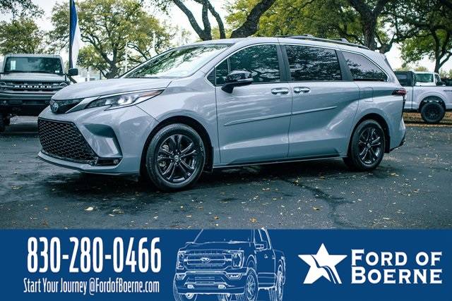 2024 Toyota Sienna XLE — Minivan — 19,632 mi — Boerne, TX