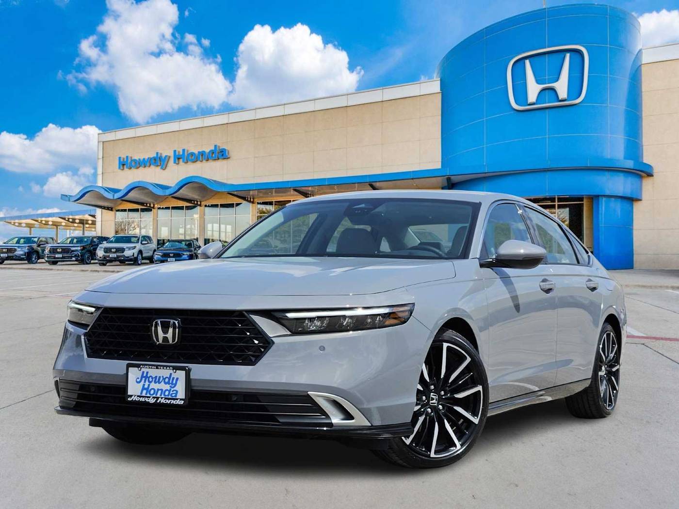 2025 Honda Accord Hybrid Touring — Sedan — 3,157 mi — Austin, TX
