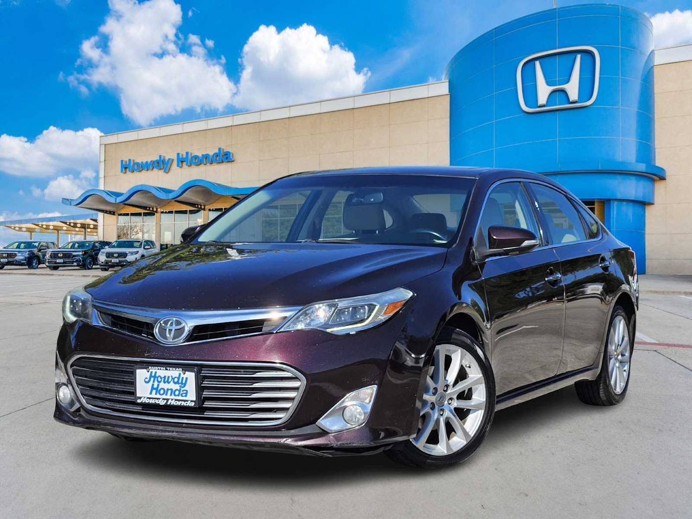 2014 Toyota Avalon Limited — Sedan — 174,598 mi — Austin, TX
