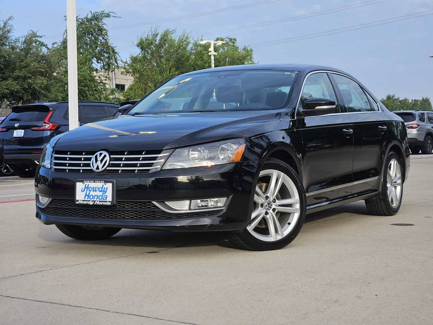 2014 Volkswagen Passat SEL Premium — Sedan — 53,997 mi — Austin, TX