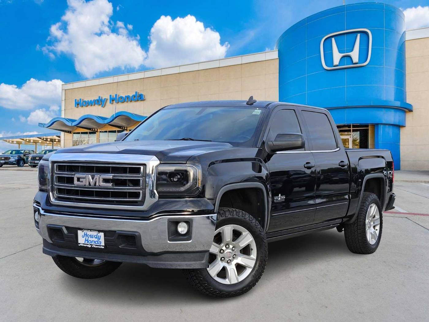 2015 GMC Sierra 1500 SLE — Pickup Truck — 116,695 mi — Austin, TX