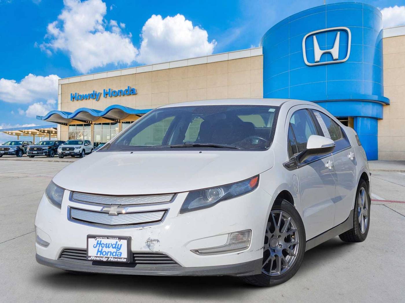 2014 Chevrolet Volt Base — Sedan — 140,245 mi — Austin, TX