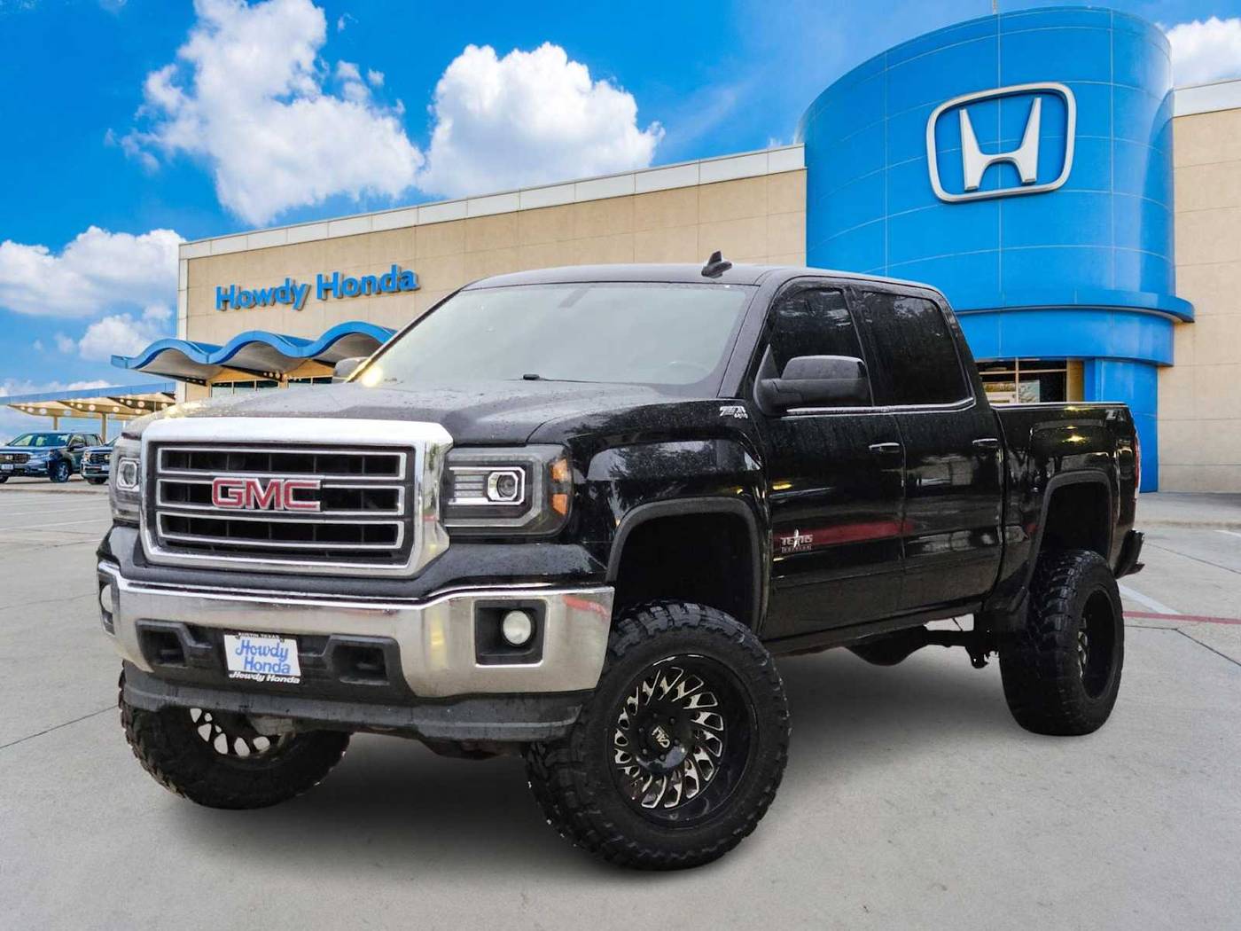 2015 GMC Sierra 1500 SLE — Pickup Truck — 148,983 mi — Austin, TX
