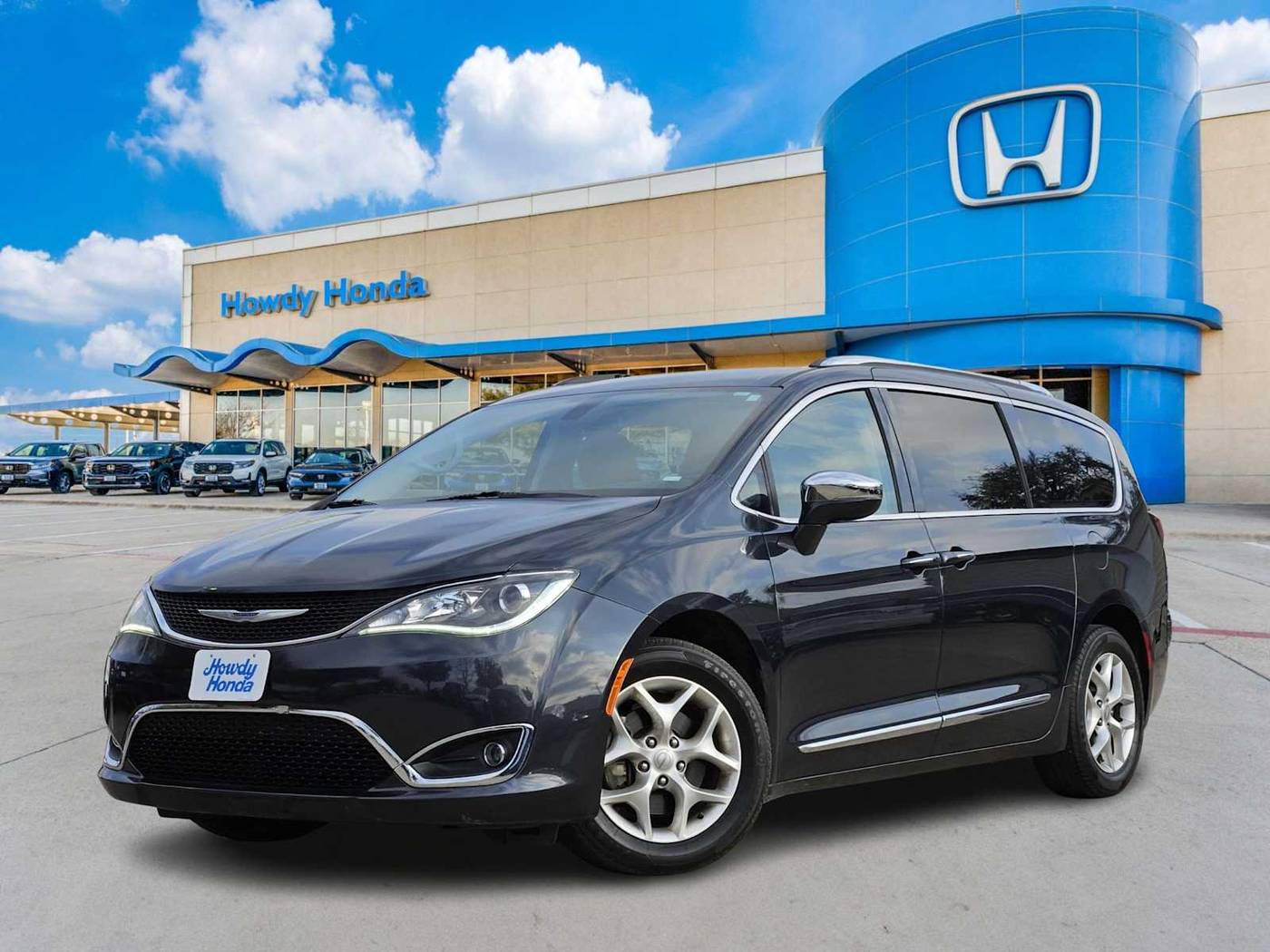 2020 Chrysler Pacifica Limited — Minivan — 75,582 mi — Austin, TX