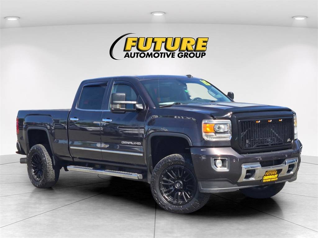 2015 GMC Sierra 2500HD Denali — Pickup Truck — 153,212 mi — Sacramento, CA