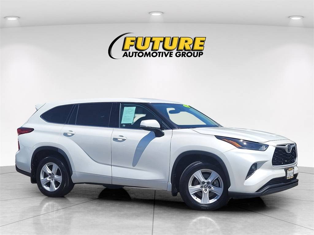2022 Toyota Highlander LE — SUV — 83,491 mi — Sacramento, CA