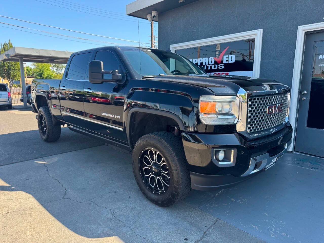 2015 GMC Sierra 2500HD Denali — Pickup Truck — 213,969 mi — Sacramento, CA