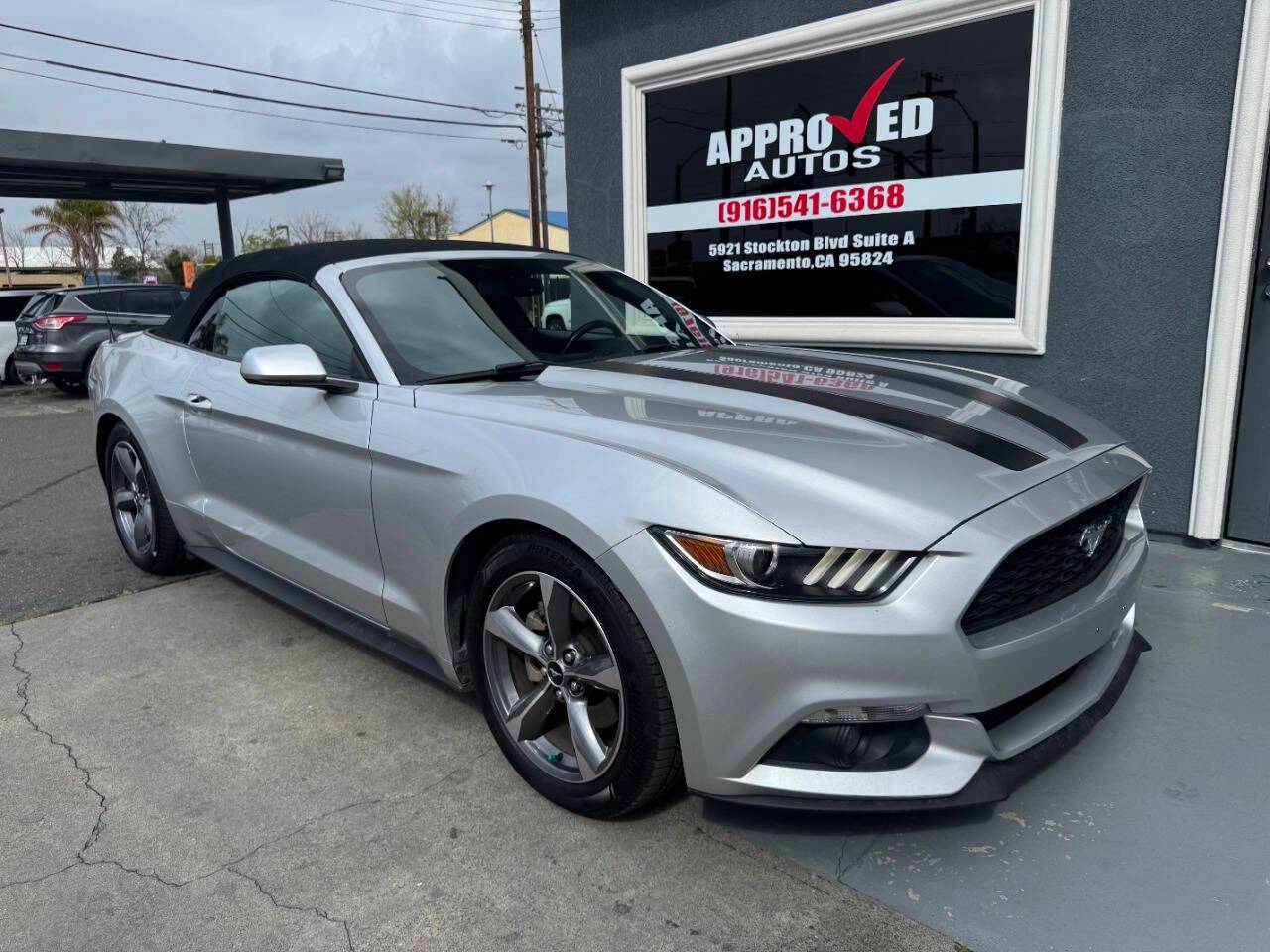2016 Ford Mustang V6 — Convertible — 121,046 mi — Sacramento, CA