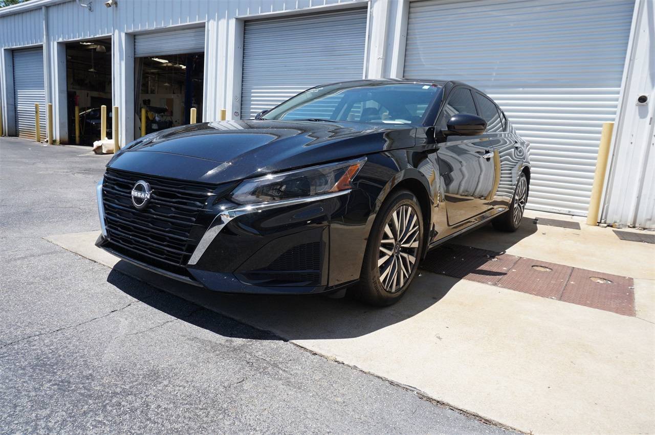 2023 Nissan Altima SV — Sedan — 40,489 mi — Lithia Springs, GA