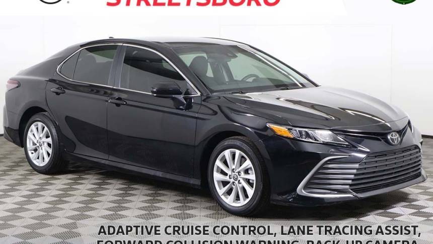 2022 Toyota Camry LE — Sedan — 7,984 mi — Streetsboro, OH