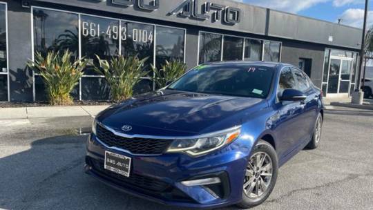 2019 Kia Optima LX — Sedan — 120,426 mi — Bakersfield, CA