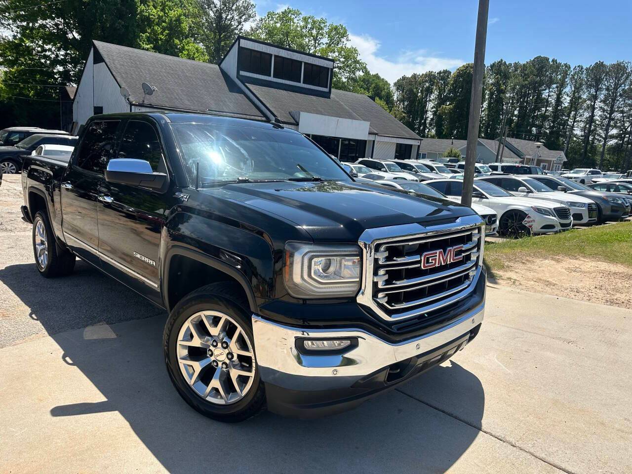 2017 GMC Sierra 1500 SLT — Pickup Truck — 169,953 mi — Snellville, GA