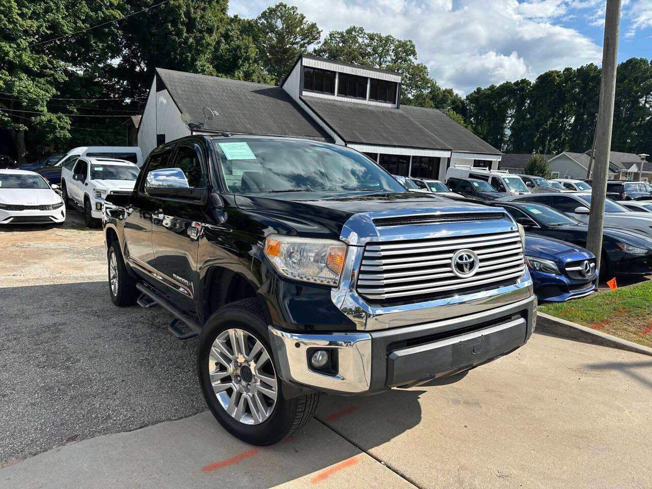2016 Toyota Tundra Limited — Pickup Truck — 218,760 mi — Snellville, GA