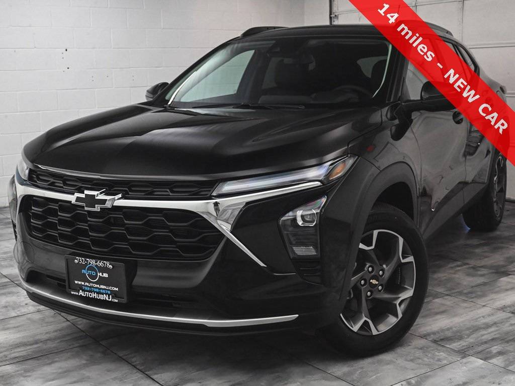 2025 Chevrolet Trax LT — SUV — 14 mi — North Brunswick Township, NJ