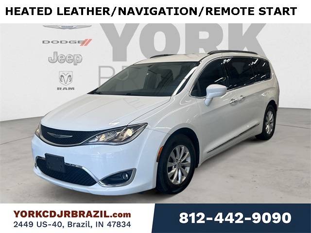 2017 Chrysler Pacifica Touring L — Minivan — 124,826 mi — Brazil, IN