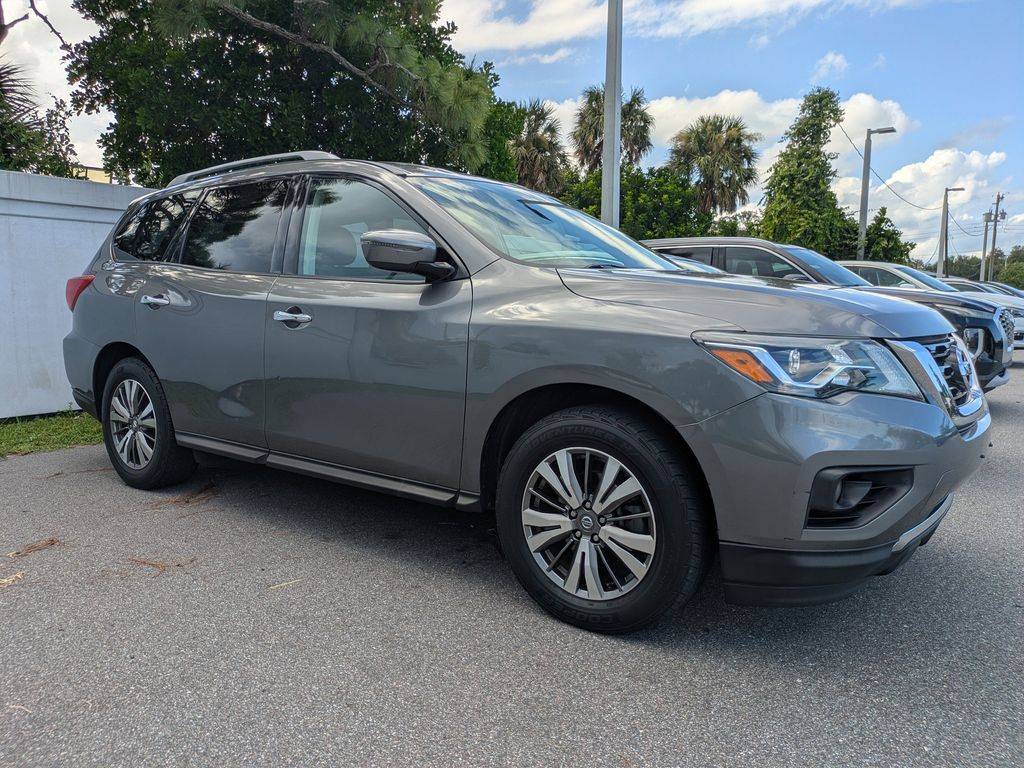2019 Nissan Pathfinder SV — SUV — 97,298 mi — Melbourne, FL