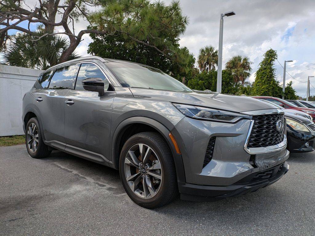 2025 INFINITI QX60 LUXE — SUV — 3,648 mi — Melbourne, FL