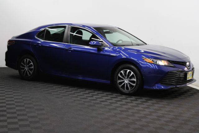 2018 Toyota Camry Hybrid LE — Sedan — 110,302 mi — Chantilly, VA