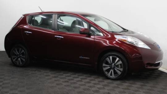 2016 Nissan LEAF SV — Hatchback — 40,192 mi — Chantilly, VA