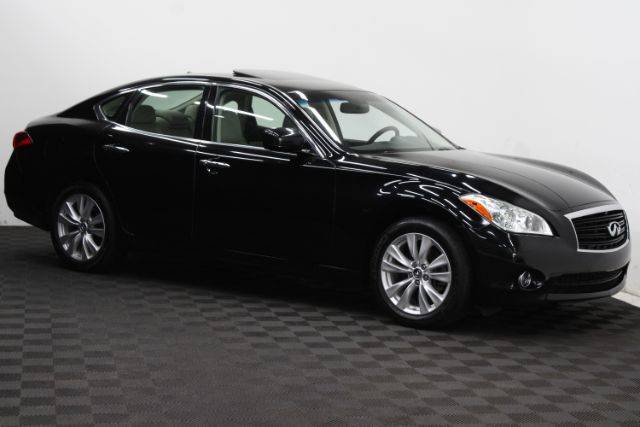 2011 INFINITI M M56x — Sedan — 67,786 mi — Chantilly, VA