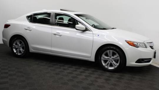 2013 Acura ILX Technology Package — Sedan — 33,216 mi — Chantilly, VA