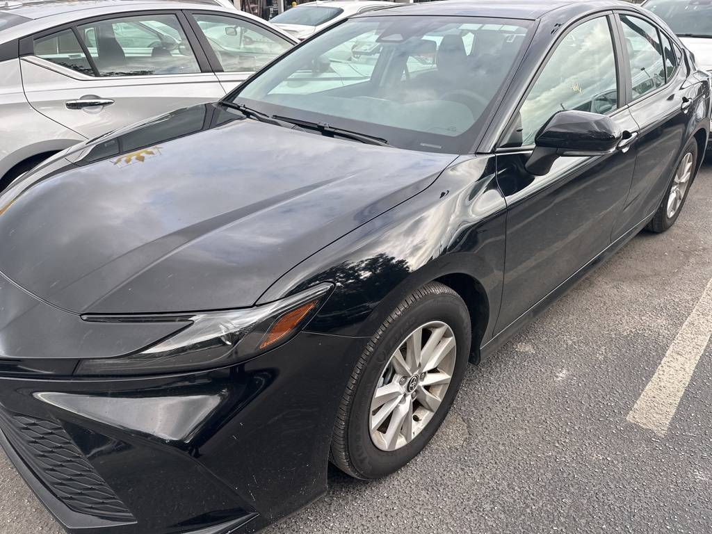 2025 Toyota Camry Hybrid LE — Sedan — 23,405 mi — Orlando, FL