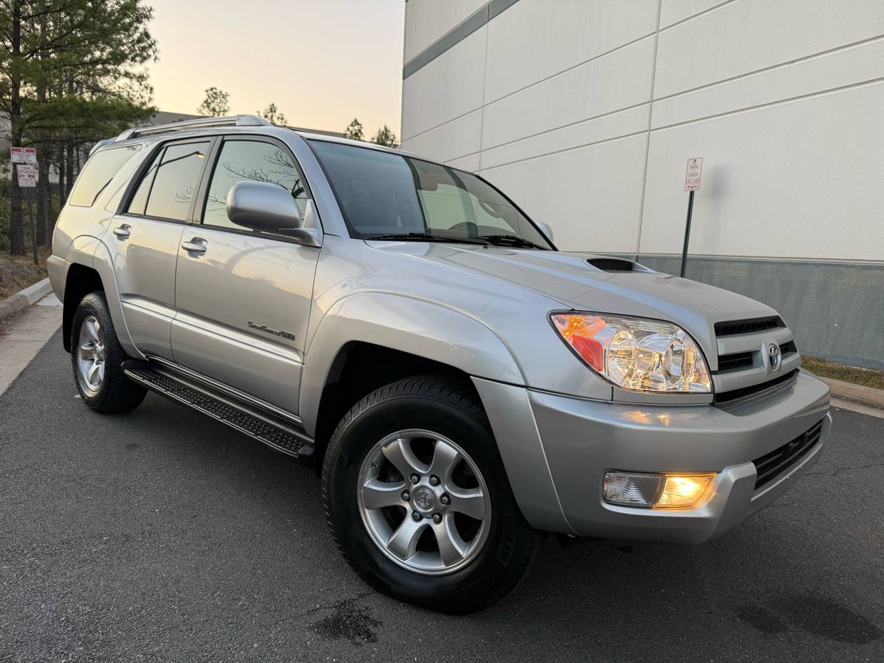 2005 Toyota 4Runner SR5 — SUV — 96,430 mi — Chantilly, VA