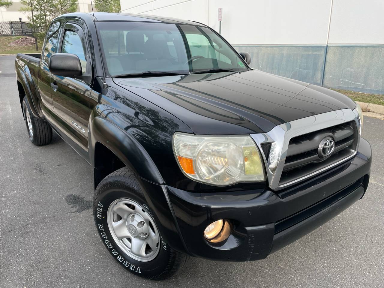 2009 Toyota Tacoma Base — Pickup Truck — 70,763 mi — Chantilly, VA